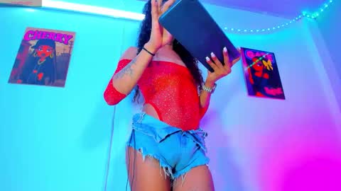 cherry_gate online show from February 2026 08:05:01 PM