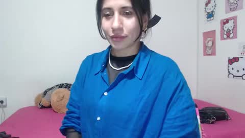 Snapshot of cherry_hc chatting on February 2025 01:40:02 AM Nezumy Rey online show from February 2025 01:40:02 AM