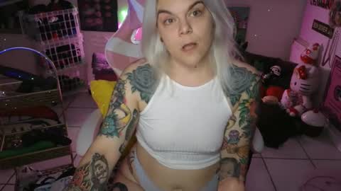 Snapshot of cherryb0mbb0mb chatting on December 2024 05:59:02 AM CherryBombBomb online show from December 2024 05:59:02 AM