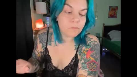 CherryBombBomb online show from November 2025 05:32:02 AM