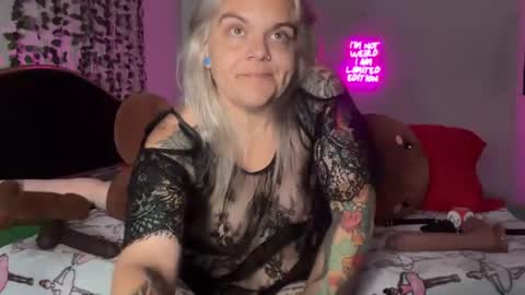 CherryBombBomb online show from August 2026 04:36:02 AM