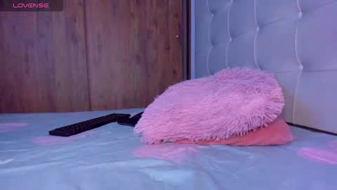 lizzy online show from March 2026 04:52:01 AM