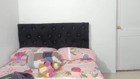 cherryblossom_23 online show from June 2026 02:16:01 AM