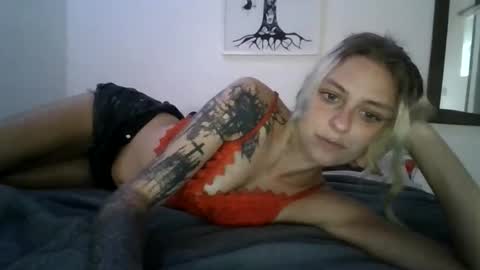 Snapshot of cherryblushxo chatting on April 2026 11:21:01 PM cherryblushxo online show from April 2026 11:21:01 PM