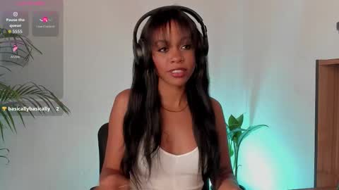 Snapshot of cherrybr_ chatting on December 2025 03:17:01 PM Cherry Lady online show from December 2025 03:17:01 PM
