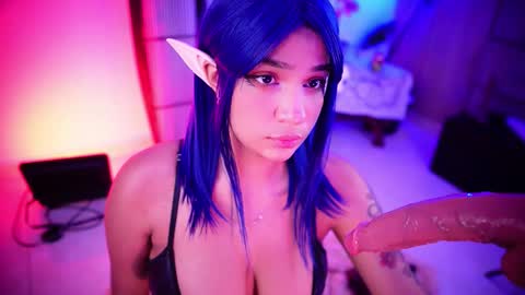 Cherry  online show from December 2025 04:07:02 AM