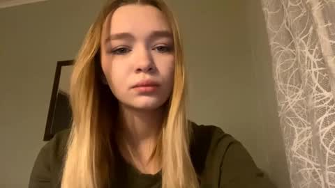 Lei online show from December 2025 01:34:02 AM