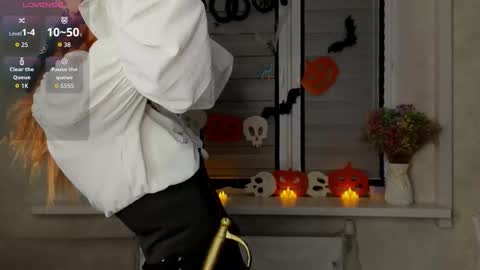 Lysia online show from November 2025 12:07:02 PM