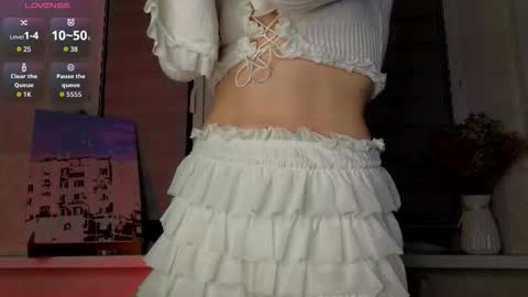 Lysia online show from November 2025 12:37:02 PM