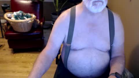 Snapshot of chgodad chatting on November 2025 08:46:02 PM chgodad online show from November 2025 08:46:02 PM