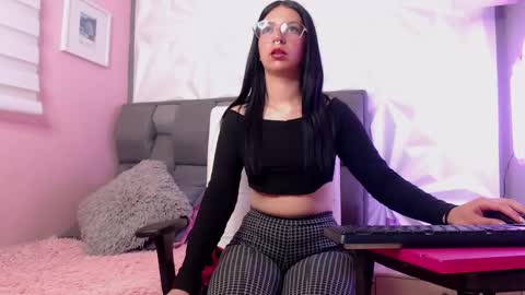 Chiara online show from February 2025 07:49:01 PM