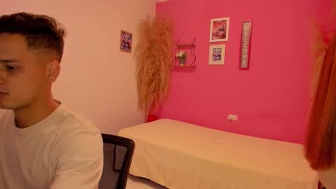 chicos_sexy online show from November 2025 06:21:01 PM