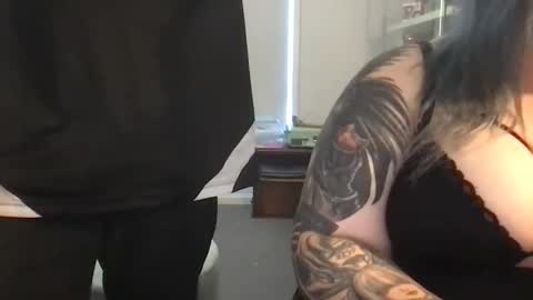 Snapshot of chill_curvessins chatting on March 2026 07:19:01 AM Chill CurvySins online show from March 2026 07:19:01 AM