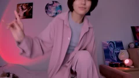 Snapshot of chill_girrrl chatting on October 2025 01:07:01 PM Vivian online show from October 2025 01:07:01 PM