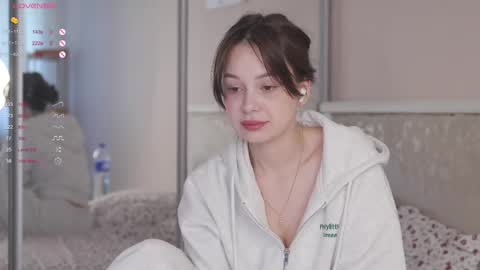 Nicole online show from June 2026 05:00:01 AM
