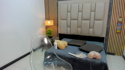 chimi88 online show from September 2025 11:21:01 AM