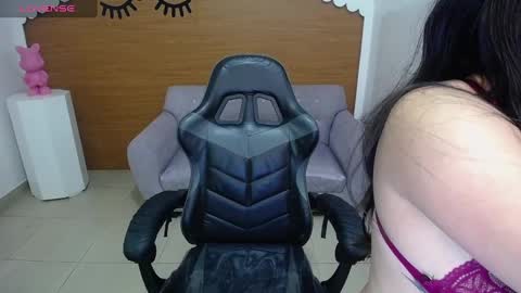 Snapshot of chinatsu_t chatting on October 2025 01:08:01 PM Kelly online show from October 2025 01:08:01 PM