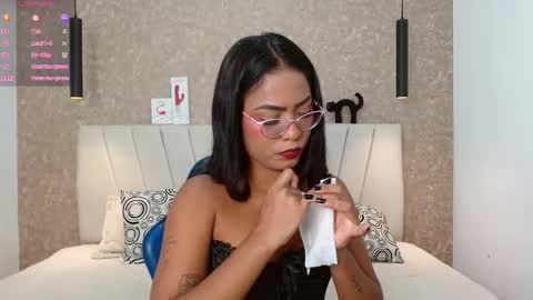 Abby 19 years online show from September 2025 06:42:02 PM