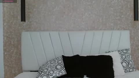 Abby 19 years online show from April 2026 06:07:01 PM