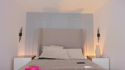 Chloe online show from April 2026 11:38:01 AM