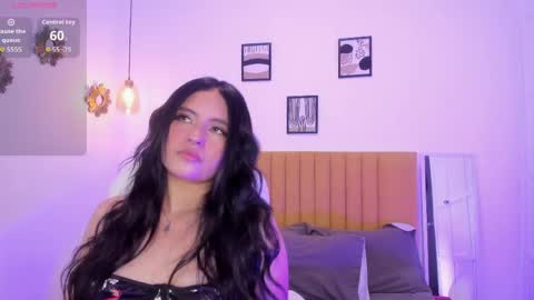 Chloe online show from April 2026 04:09:01 PM