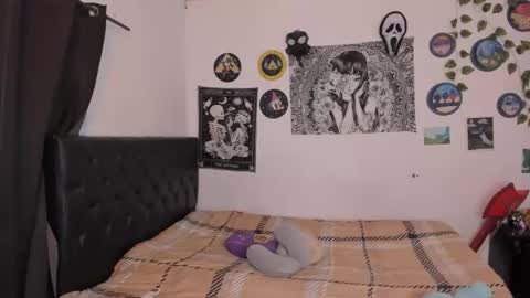 chloe_kisses online show from September 2025 11:15:01 AM