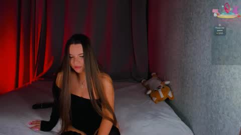 Chloe online show from October 2025 09:08:02 PM