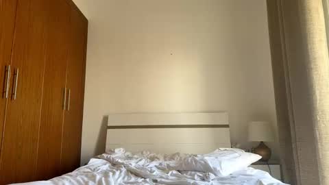 hloe online show from February 2026 12:46:02 PM