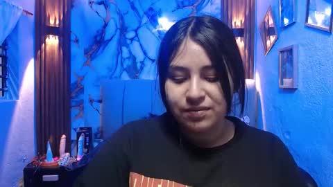 chloe_smith5 online show from February 2026 01:32:02 PM