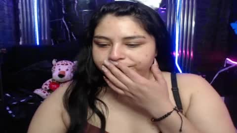 chloe_smith5 online show from April 2026 01:16:02 PM