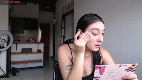 Snapshot of chloe_vahos chatting on July 2026 06:57:02 PM Chloe online show from July 2026 06:57:02 PM