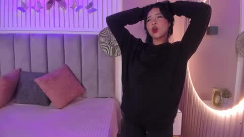   online show from September 2025 03:30:02 AM