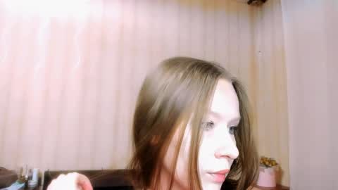 chloe wifey online show from April 2026 01:49:01 AM