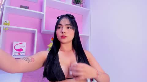 Chloe online show from February 2026 01:21:02 PM