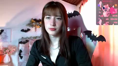 Chloe online show from October 2025 02:18:02 PM