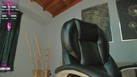 Snapshot of chloemanson chatting on January 2025 08:54:01 PM Chloe OF chloemanson online show from January 2025 08:54:01 PM