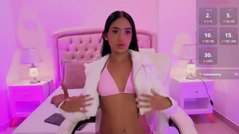 C H L O E  M O O N online show from May 2026 11:41:02 AM