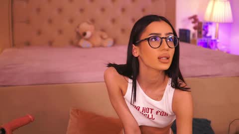 Chlo online show from April 2026 04:50:02 AM