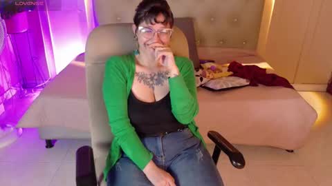 Chloe rosse online show from October 2025 01:17:01 AM