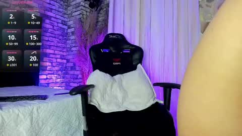 .. Chloe .. online show from May 2026 02:29:01 AM