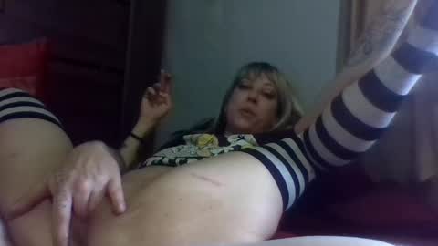 Snapshot of chloeseroticadventures chatting on January 2025 03:09:01 PM chloeseroticadventures online show from January 2025 03:09:01 PM