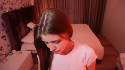 Chloe online show from July 2026 08:07:02 PM