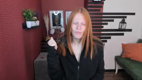 Chloe online show from October 2025 10:21:01 AM