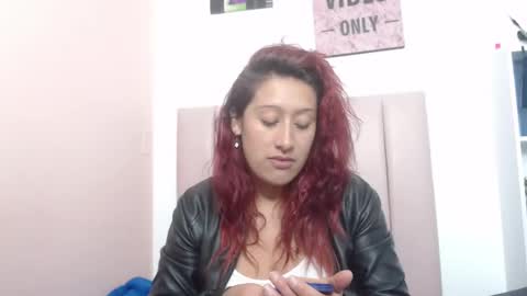 chloewild707rs online show from November 2025 03:40:02 AM