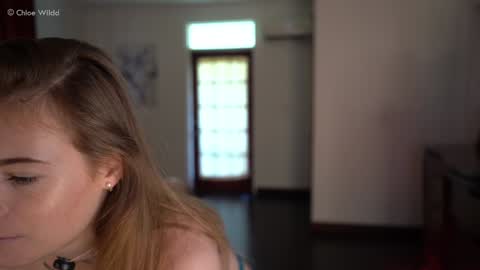 Chloe  online show from February 2026 06:36:02 PM