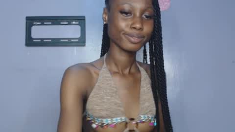 Snapshot of choco_petitqueen chatting on January 2025 06:42:01 AM choco_petitqueen online show from January 2025 06:42:01 AM