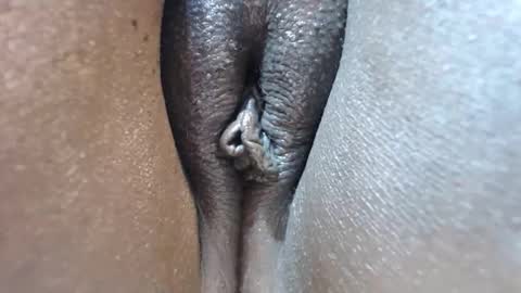 chocolatabig online show from December 2025 03:56:01 AM