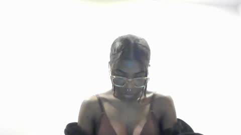 Aaliyah Marie online show from February 2026 04:22:01 AM