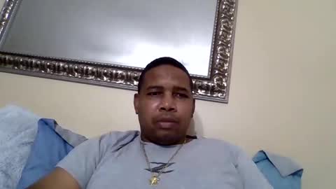 PURE CHOCOLATE online show from September 2025 11:17:02 PM