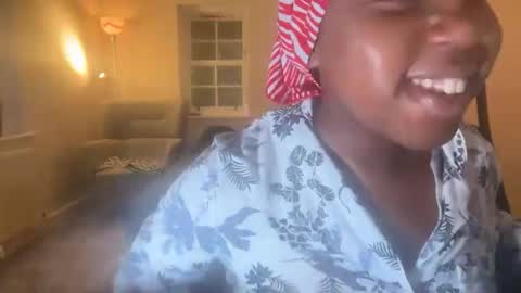 chocolatebunnycakez online show from December 2025 10:26:01 PM